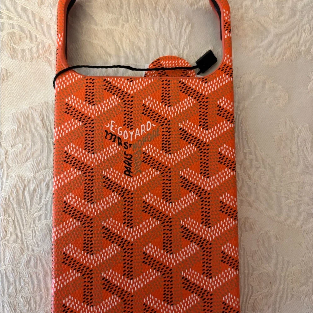 New Orange phone cover, I phone case 17 pro max